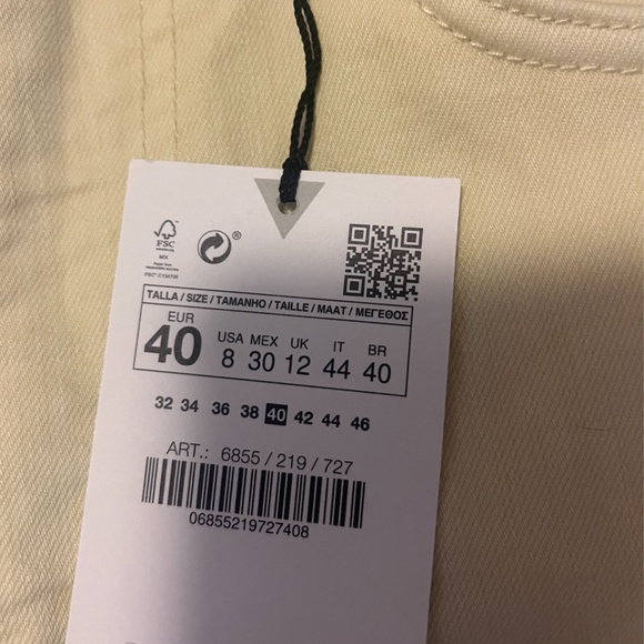 Zara cream mid-rise flared cropped jeans NWT - Picture 7 of 9